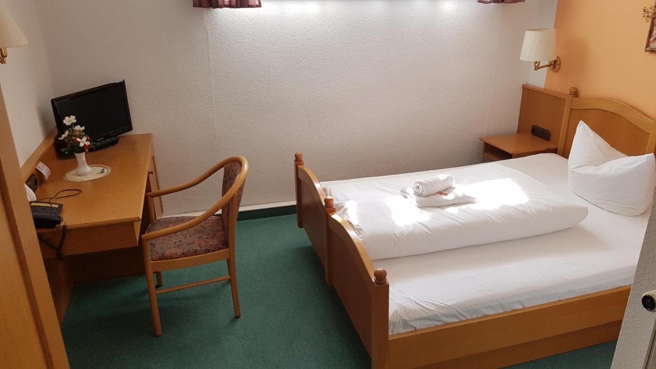 Hotel Sachsenhof Riesa Bagian luar foto